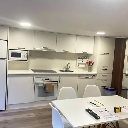 Manu Con Jardin Piscina Y Mini Gimnasio شقة